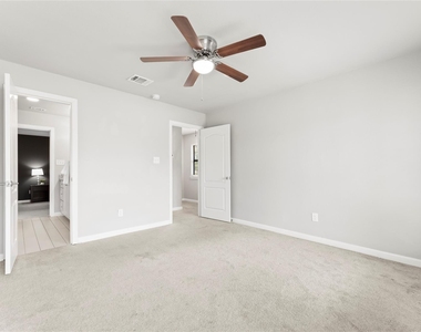 9130 Vogue Lane - Photo Thumbnail 23