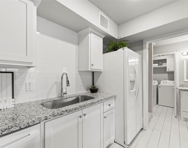 9130 Vogue Lane - Photo Thumbnail 12