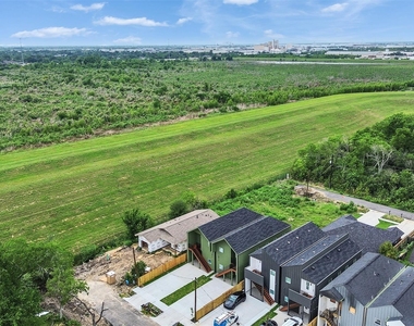 9709 Cargill Street - Photo Thumbnail 3