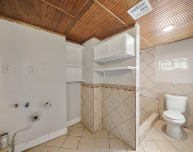 10001 Lucore Street - Photo Thumbnail 8