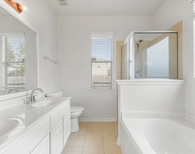 20214 Sendera Oaks Lane - Photo Thumbnail 15