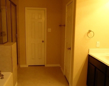 22423 Albee - Photo Thumbnail 13
