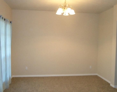 22423 Albee - Photo Thumbnail 3