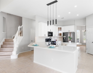 10926 Moonlit Fields Court - Photo Thumbnail 14