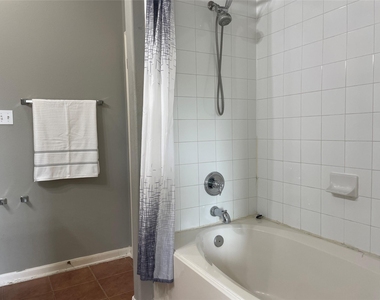 811 Forest Hillside Lane - Photo Thumbnail 16