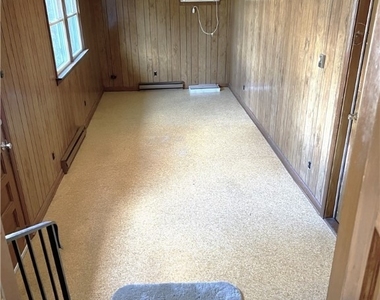 8188 Meadowview Lane - Photo Thumbnail 10