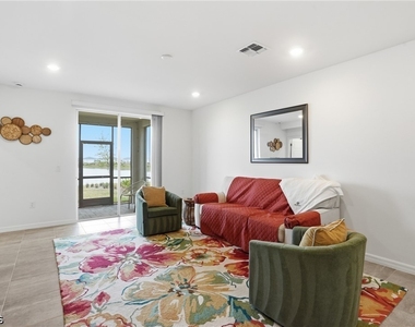 44458 Diamond Trail - Photo Thumbnail 4