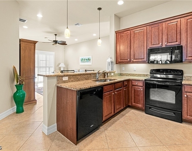 10535 Carolina Willow Drive - Photo Thumbnail 12