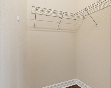10535 Carolina Willow Drive - Photo Thumbnail 19