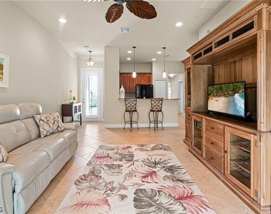 10535 Carolina Willow Drive - Photo Thumbnail 4