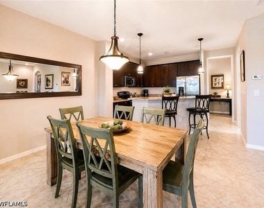 9073 Rialto Street - Photo Thumbnail 6