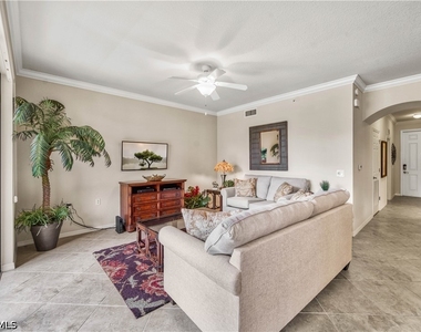 9715 Acqua Court - Photo Thumbnail 10