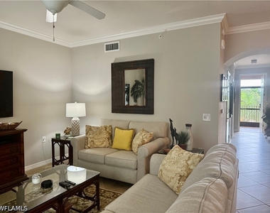 9715 Acqua Court - Photo Thumbnail 18