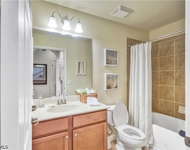 9715 Acqua Court - Photo Thumbnail 19