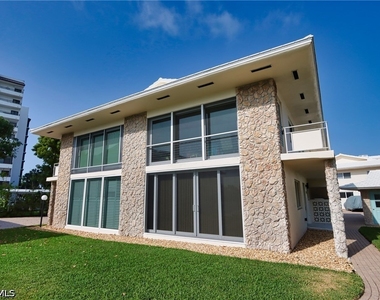 2500 Gulf Shore Boulevard N - Photo Thumbnail 21