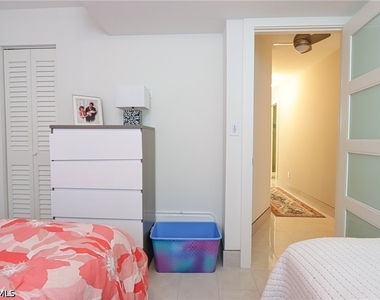 2500 Gulf Shore Boulevard N - Photo Thumbnail 15