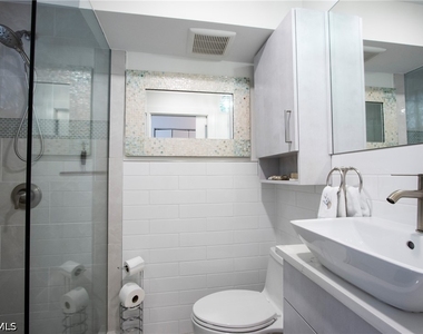 2500 Gulf Shore Boulevard N - Photo Thumbnail 12