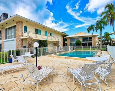 2500 Gulf Shore Boulevard N - Photo Thumbnail 20