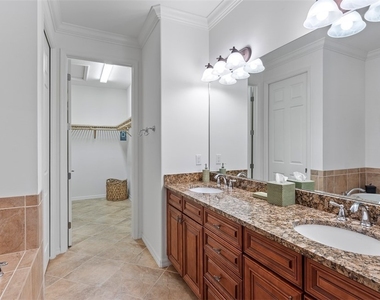 8965 Malibu Lane - Photo Thumbnail 14