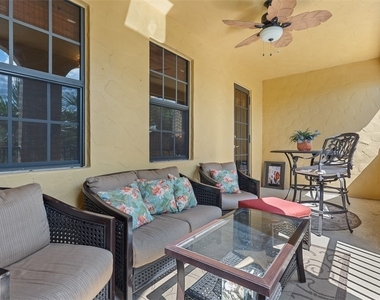 8965 Malibu Lane - Photo Thumbnail 18
