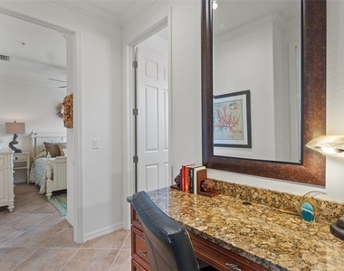 8965 Malibu Lane - Photo Thumbnail 21