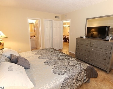 820 Ketch Drive - Photo Thumbnail 9