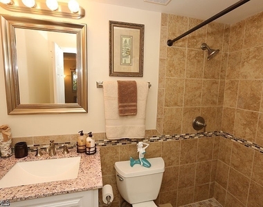 820 Ketch Drive - Photo Thumbnail 10