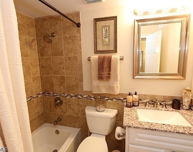 820 Ketch Drive - Photo Thumbnail 13