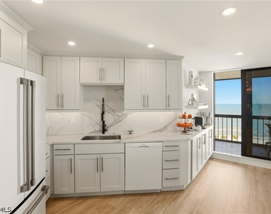 4551 Gulf Shore Boulevard N - Photo Thumbnail 14