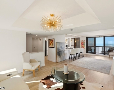 4551 Gulf Shore Boulevard N - Photo Thumbnail 1
