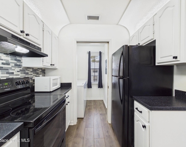 1735 Harrison Street - Photo Thumbnail 13