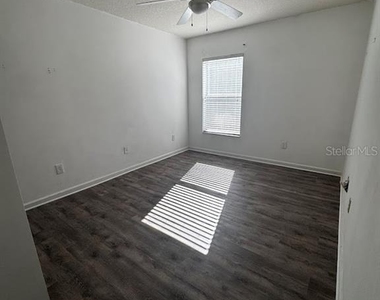 495 Painted Leaf Drive - Photo Thumbnail 9