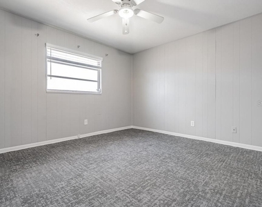 2709 W Abdella Street - Photo Thumbnail 17