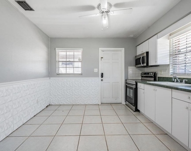 2709 W Abdella Street - Photo Thumbnail 12