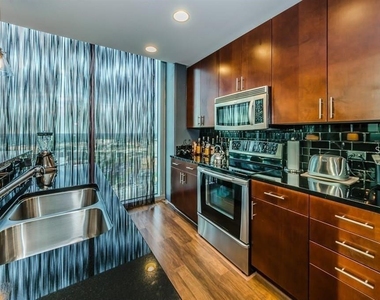 777 N Ashley Drive - Photo Thumbnail 1