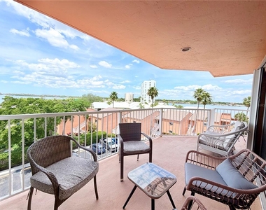 7430 Sunshine Skyway Lane S - Photo Thumbnail 29