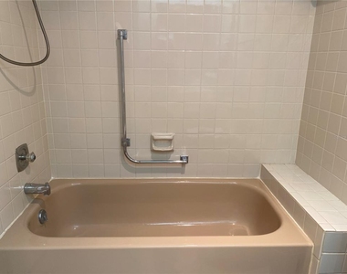 4377 Tahitian Gardens Circle - Photo Thumbnail 8