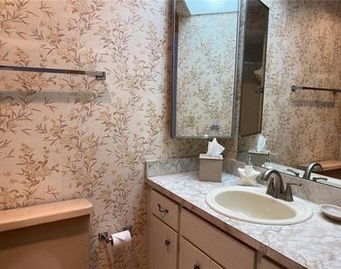 4377 Tahitian Gardens Circle - Photo Thumbnail 7
