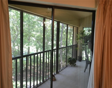 112 Lindsay Lane - Photo Thumbnail 56