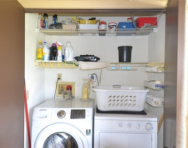 112 Lindsay Lane - Photo Thumbnail 30