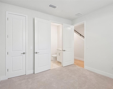 3133 4th Terrace N - Photo Thumbnail 26