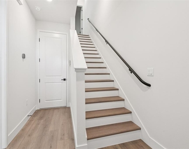 3133 4th Terrace N - Photo Thumbnail 25