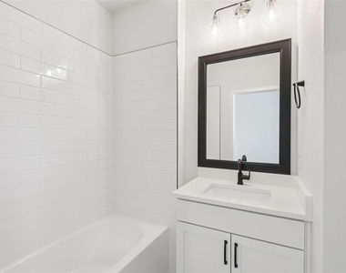 3133 4th Terrace N - Photo Thumbnail 23