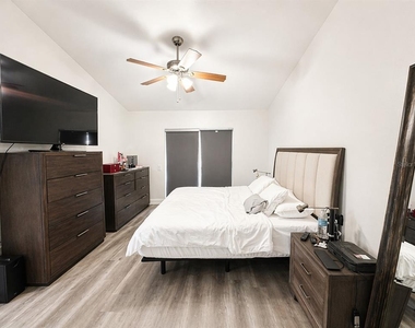 1208 Tiger Wood Court - Photo Thumbnail 11