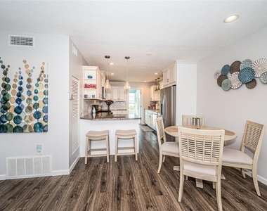 2 Causeway Boulevard - Photo Thumbnail 10