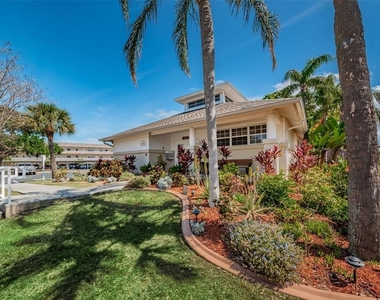 2 Causeway Boulevard - Photo Thumbnail 24