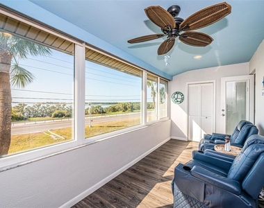 2 Causeway Boulevard - Photo Thumbnail 21