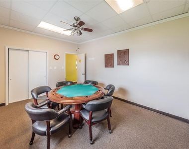 2 Causeway Boulevard - Photo Thumbnail 36
