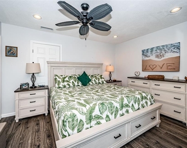 2 Causeway Boulevard - Photo Thumbnail 16