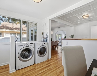 918 45th Street N - Photo Thumbnail 17